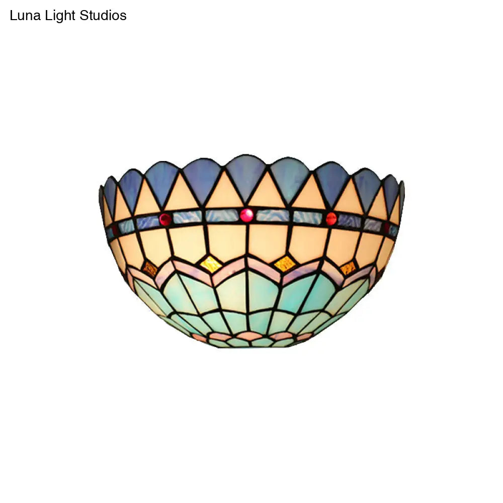 Tiffany Style Stained Glass Wall Sconce - Flush Mount With 1-Head Bowl Shade