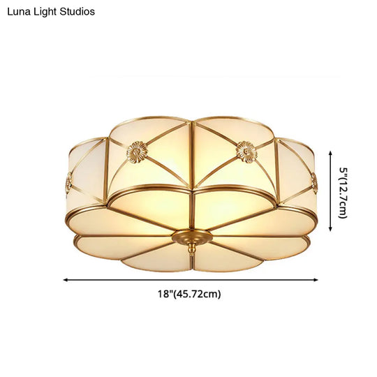 Traditional Glass Brass Close-To-Ceiling Light Fixture - Clover Flush Mount