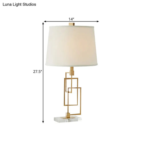 Traditional Metal 1-Head Gold Nightstand Lamp: Modernize Your Living Room With Intersected