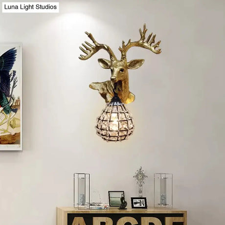 Traditional Resin Elk Wall Sconce - Bedroom Lighting Fixture (1 Light) In Black/Gold Left/Right