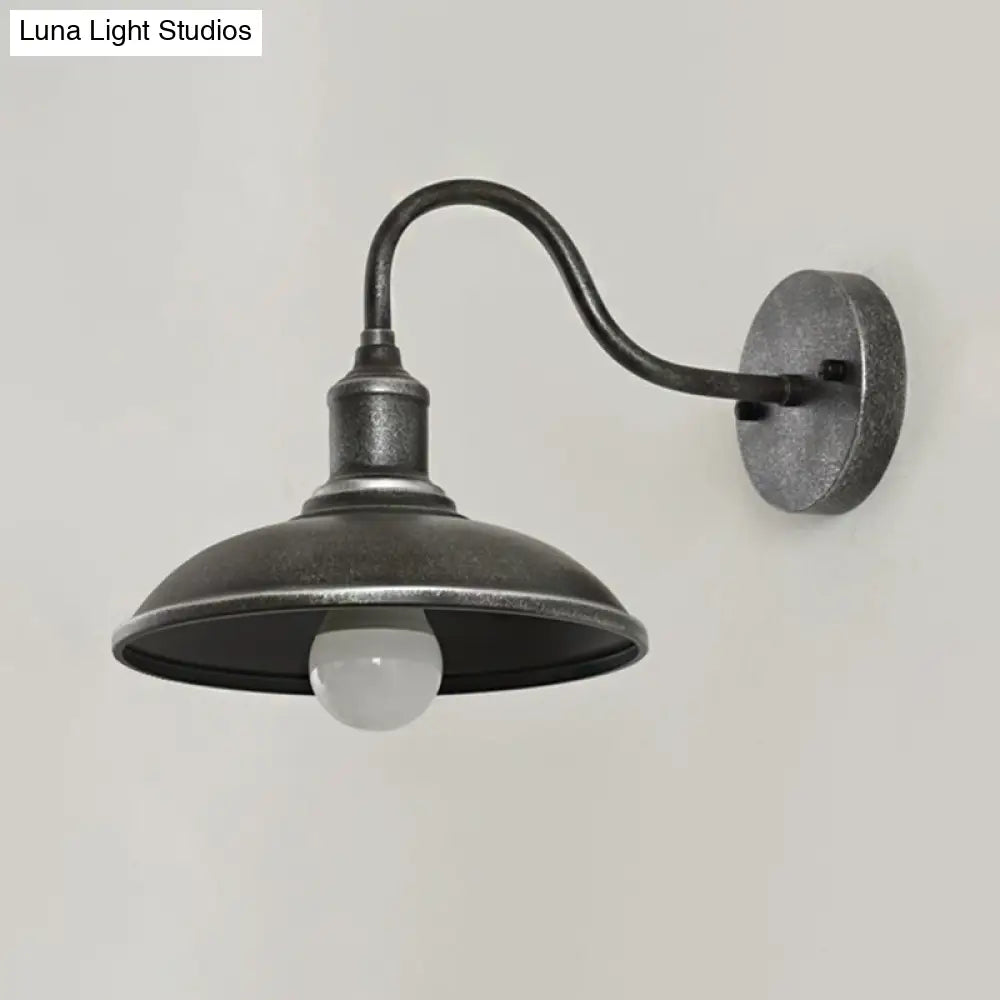 Vintage Aged Silver/Antique Brass Outdoor Wall Lamp With Metal Shade