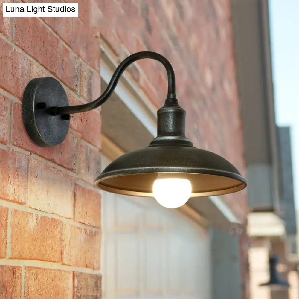 Vintage Aged Silver/Antique Brass Outdoor Wall Lamp With Metal Shade