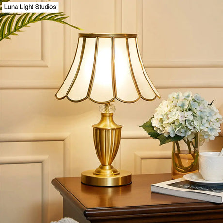 Vintage Brass Bell Shade Nightstand Lamp With Beveled Glass - Elegant Table Lighting For Living Room