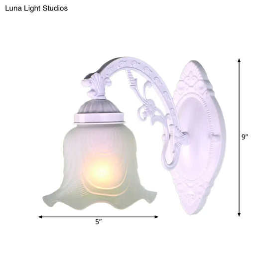 Vintage Style Metal Wall Lamp With Frosted Glass Shade Flower Living Room Sconce Light (1/2 Lights)