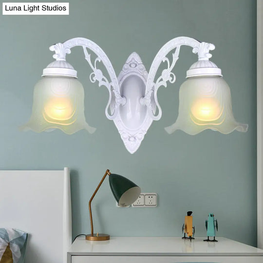 Vintage Style Metal Wall Lamp With Frosted Glass Shade Flower Living Room Sconce Light (1/2 Lights)
