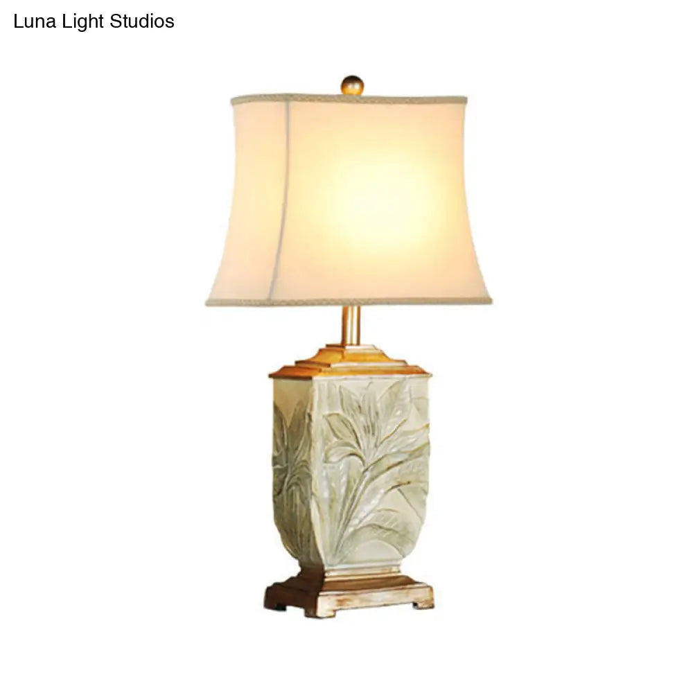 Vintage Style White Fabric Table Lamp With Flared Shade - Perfect For Guest Room Décor