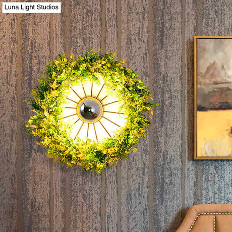 Vintage Wagon Wheel Wall Light: 1 Bulb Led Metal Sconce With Flower/Plant Decor In Pink/Green