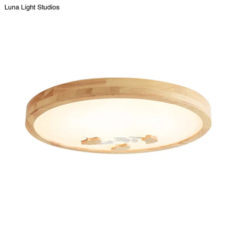 Wood Led Flushmount Ceiling Lamp With Ginkgo Leaf On Circle Design - Ideal For Bedroom Lighting
