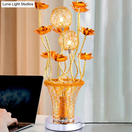 Zoey - Aluminum Basket-Like Desk Light Art Decor Bedside Led Vine Night Table Lamp With Blossom And